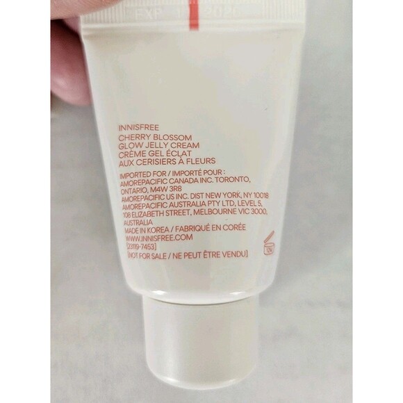 Cosmetic Bag & Lot Of 3 Products Innisfree, Ren, & Nelson Glow Eye Mask Sealed - Picture 6 of 12